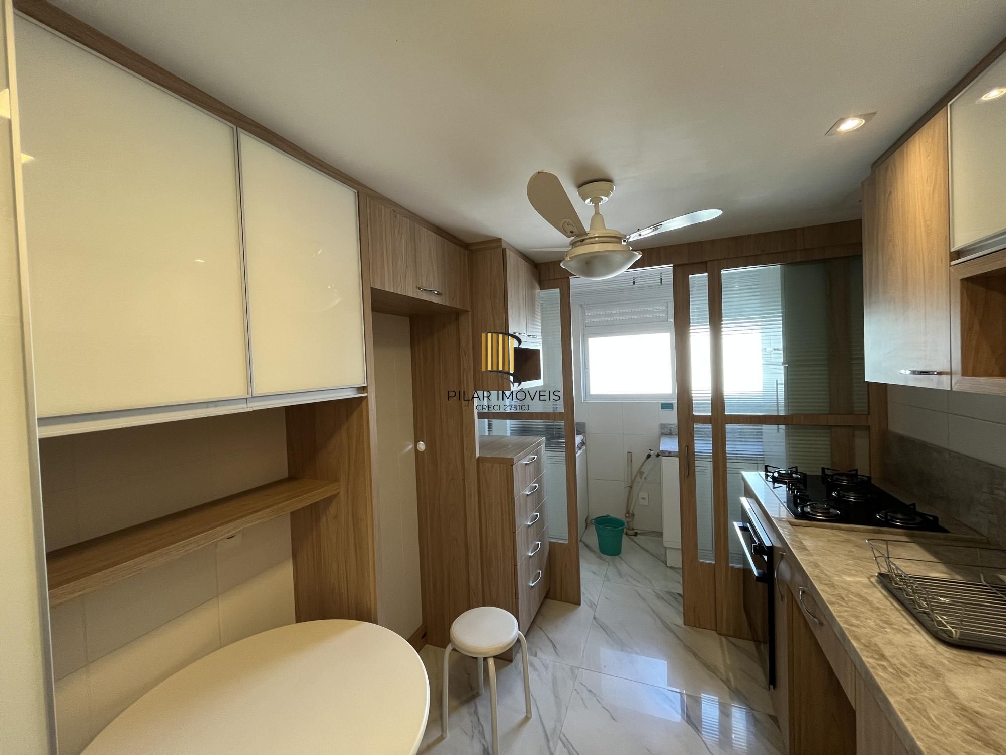 Apartamento de 3 quartos, suíte e 3 vagas de garagem no bairro Auxiliadora POA