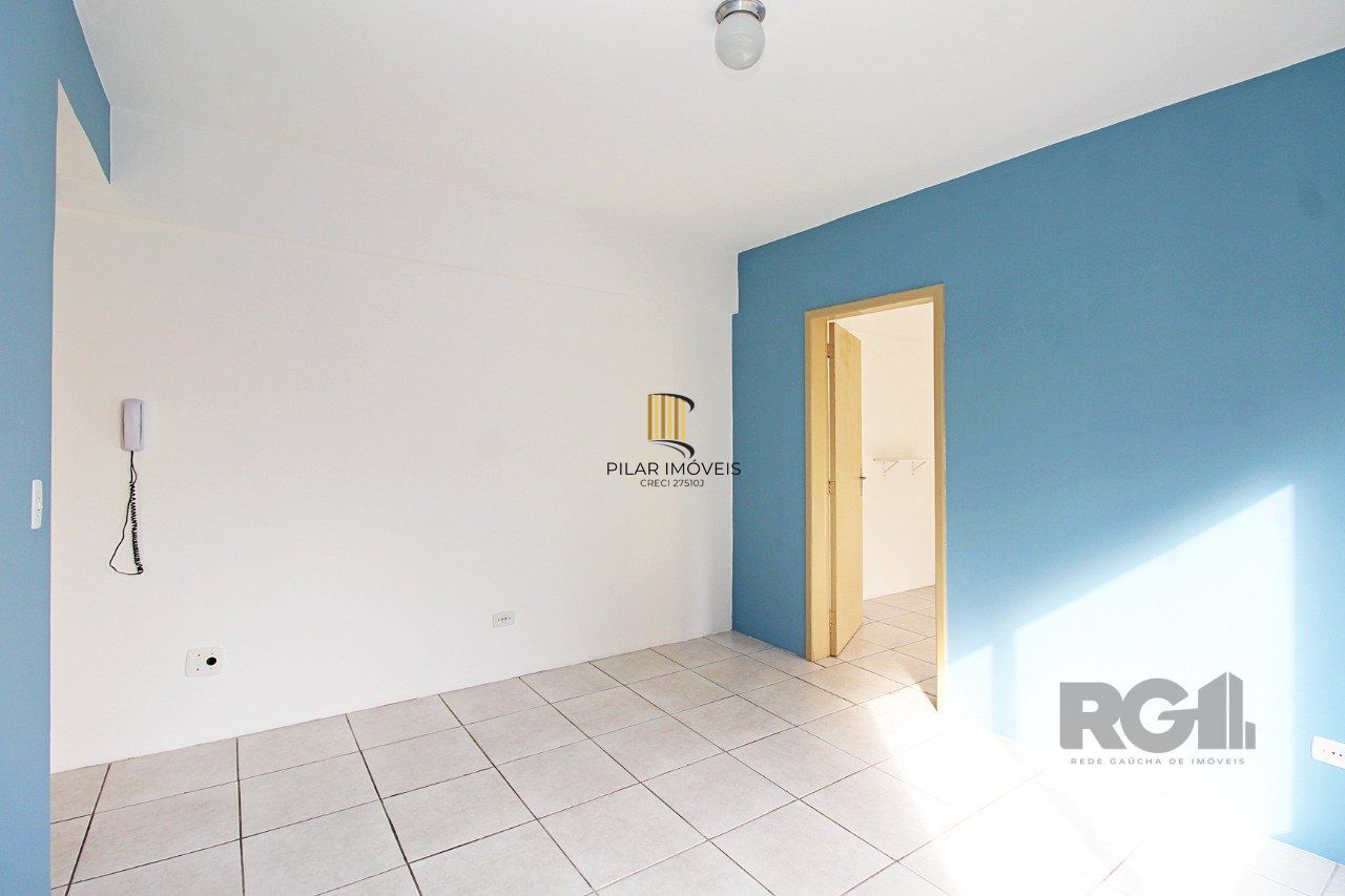 Apartamento de um dormitório na rua Washington Luiz, Centro Histórico de Porto Alegre.  