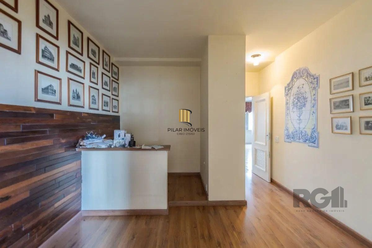 Apartamento 4 dormitorios vaga e elevador Centro Histórico Porto Alegre