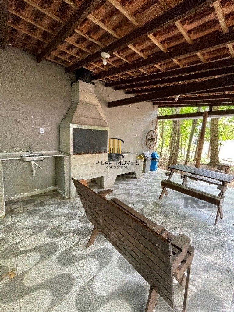 Apartamento de três quartos, suíte e uma vaga de garagem em condomínio com infra