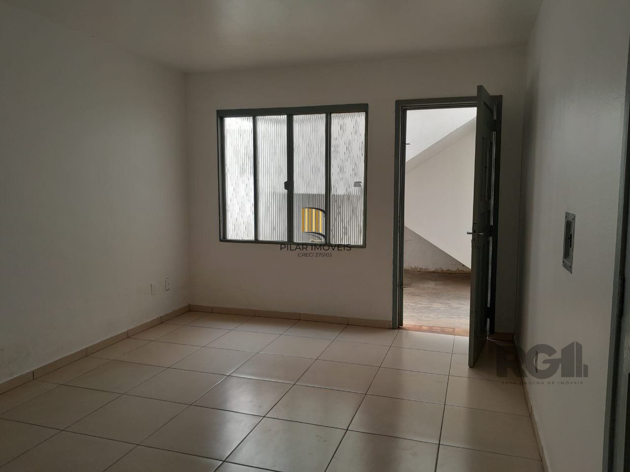   Apartamento térreo de um quarto no bairro Santana em Porto Alegre