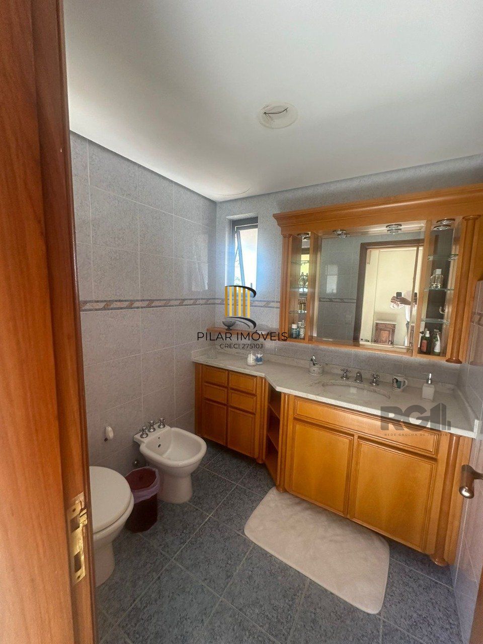 Apartamento de 3 quartos, suíte e 3 vagas de garagem no bairro Bela Vista