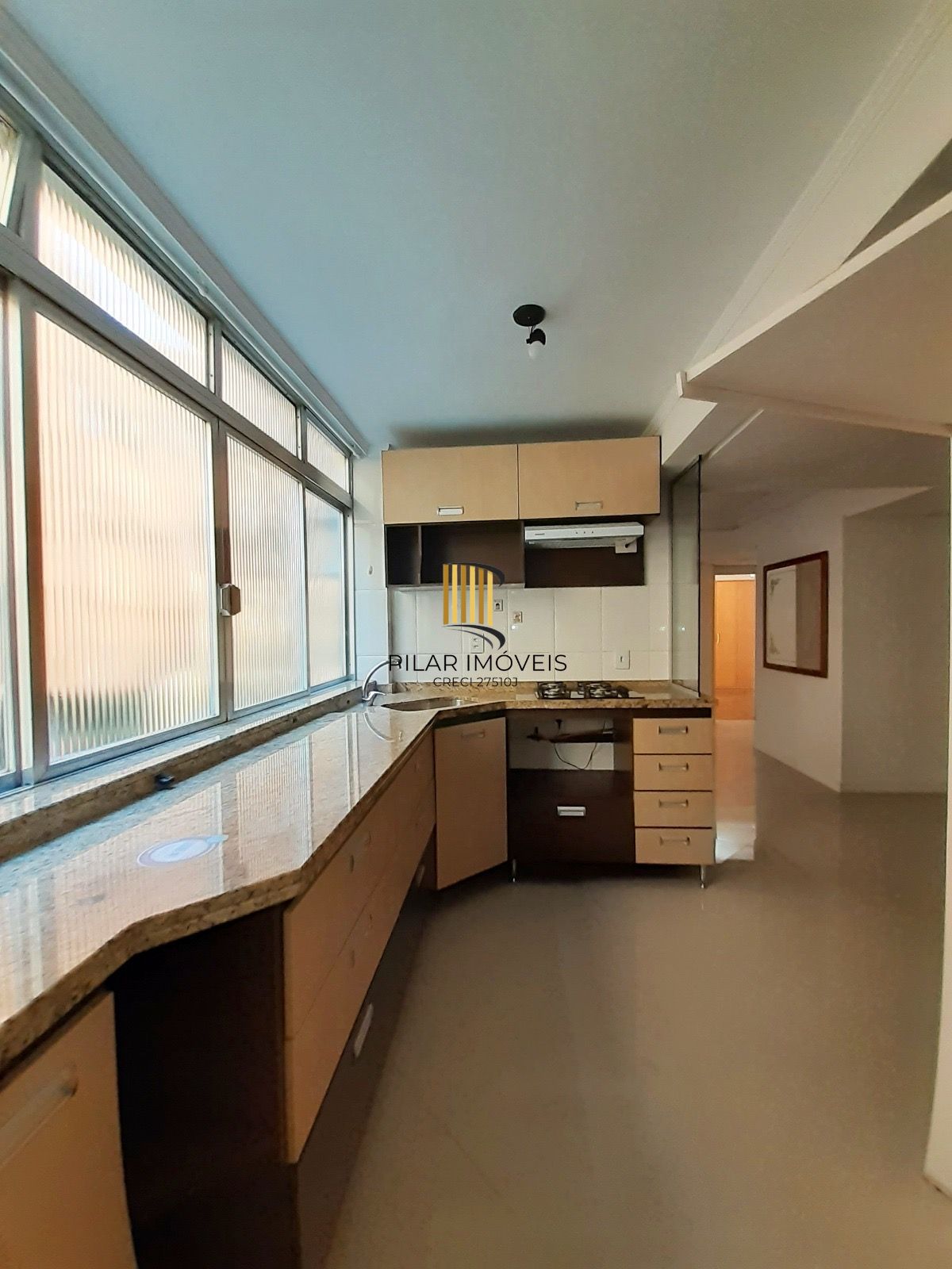 Apartamento de dois quartos no bairro Menino Deus em Porto Alegre