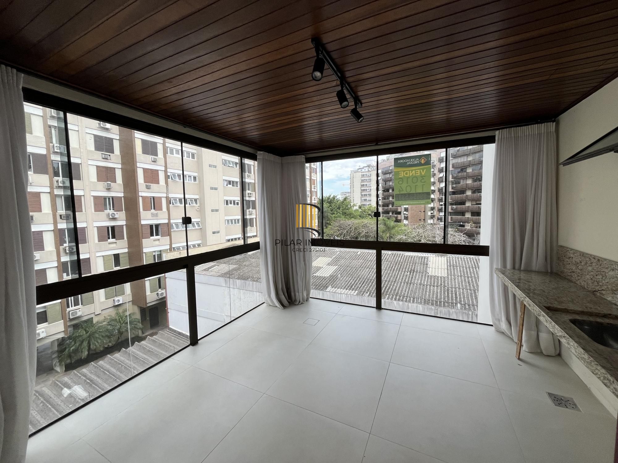 Apartamento de 2 quartos, churrasqueira, lareira e garagem no bairro Bela Vista
