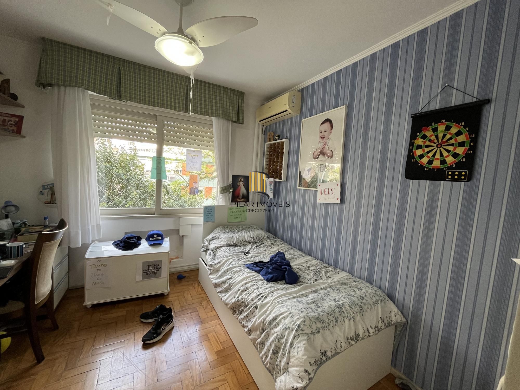 Apartamento de 3 quartos, suíte e 1 vaga de garagem no bairro Petrópolis em POA