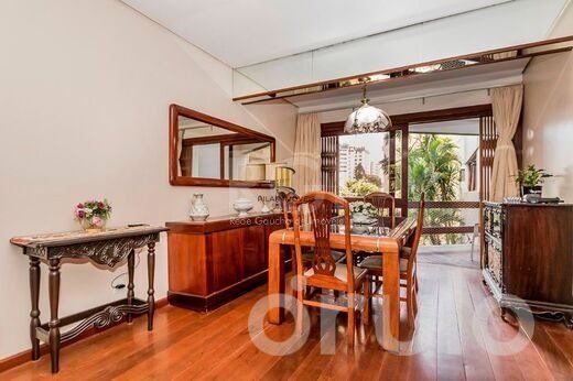 Cobertura para Venda - 244m², 3 dormitórios, sendo 1 suites, 2 vagas - Petrópolis