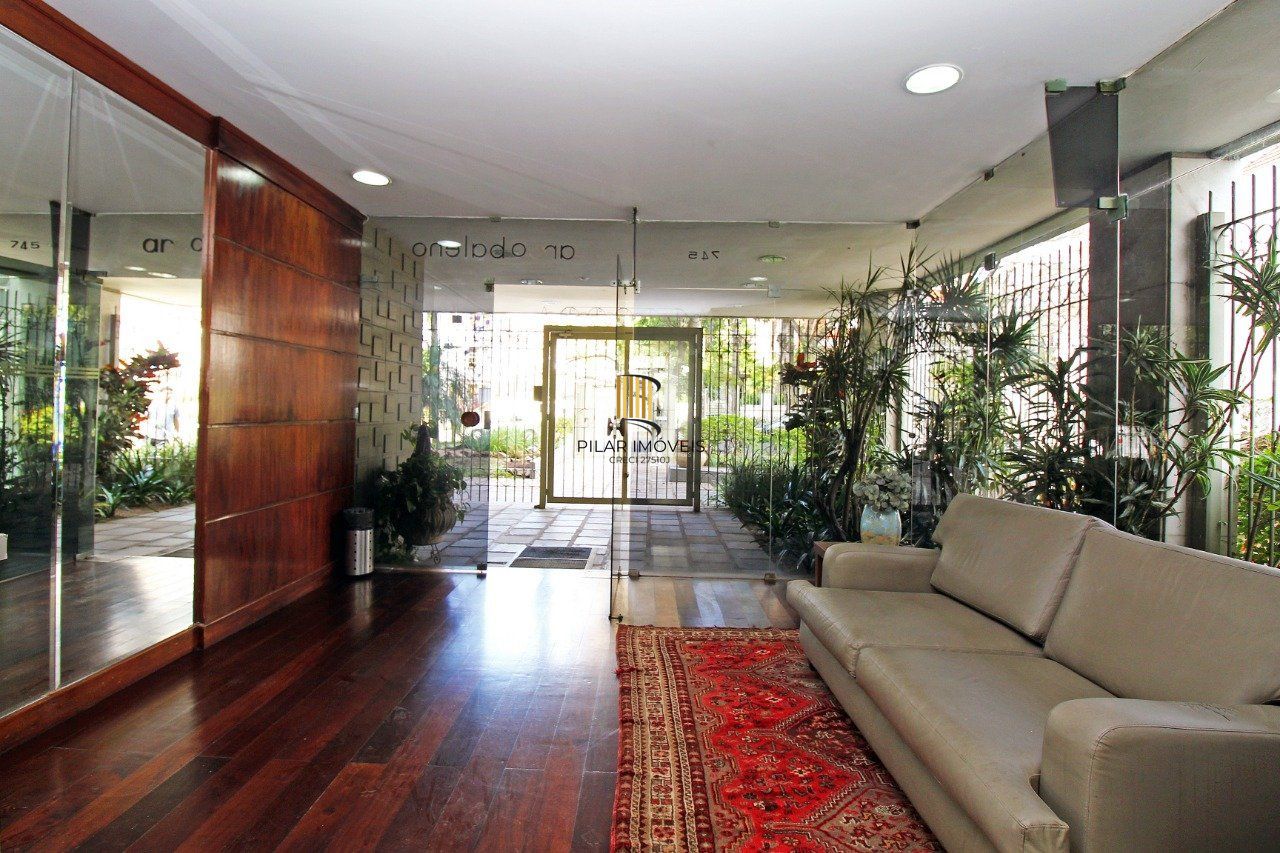Apartamento para Venda - 245.75m², 3 dormitórios, sendo 1 suites, 2 vagas - Moinhos de Vento