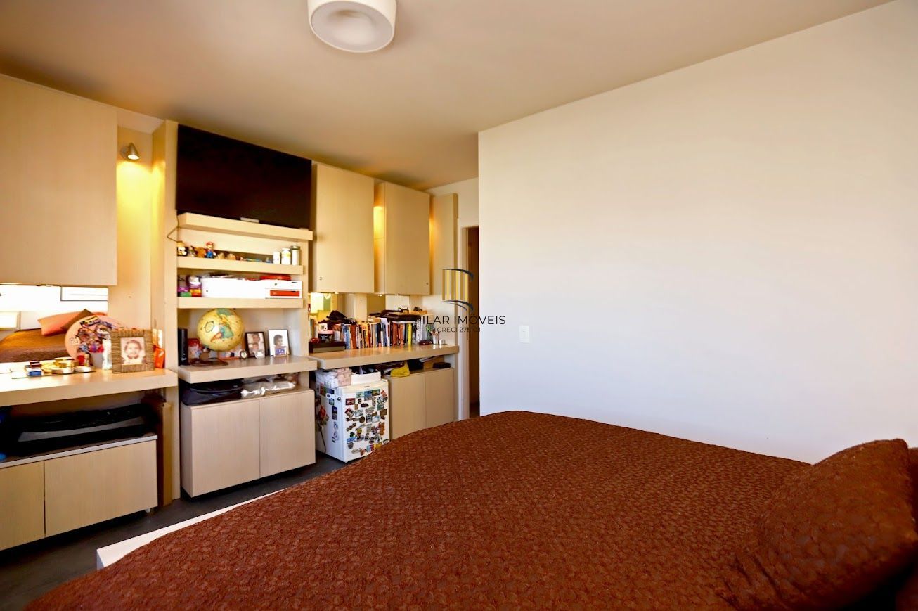 Excelente apartamento de 3 dormitórios sendo 1 suíte e 2 vagas no Higienópolis.