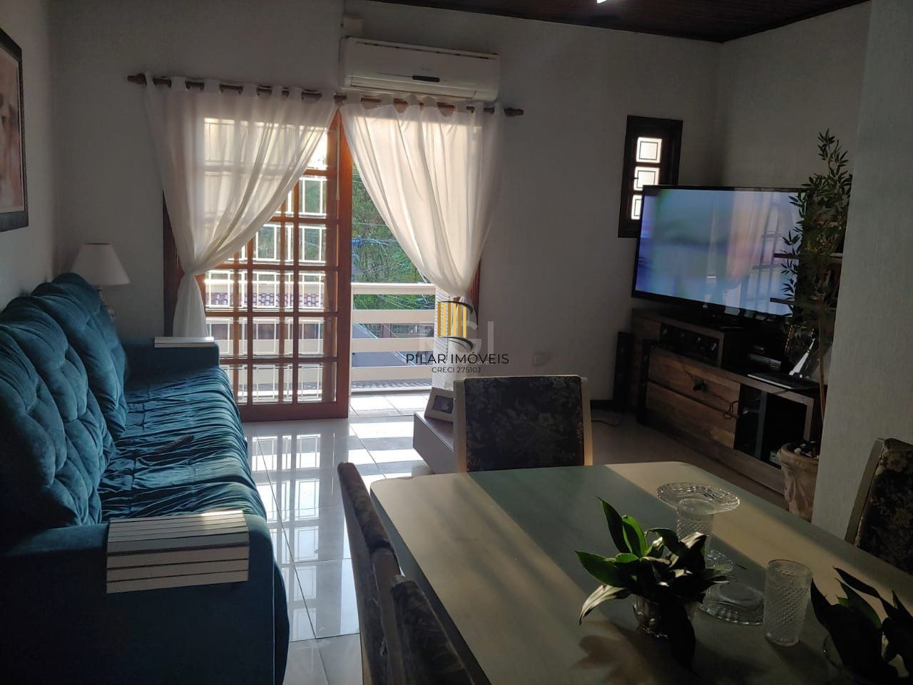 Casa para Venda - 250m², 3 dormitórios, sendo 1 suites, 5 vagas - Santa Rosa