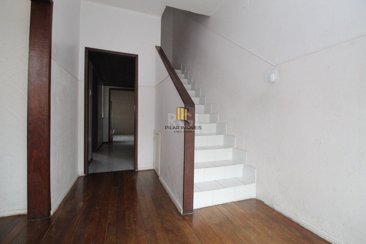 Sobrado para Venda - 146m², 3 dormitórios, Glória