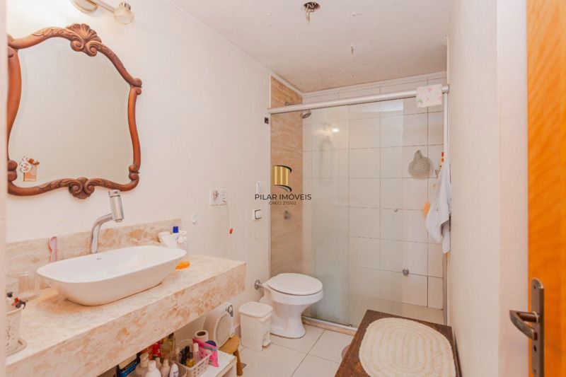 Apartamento de 3 quartos, suíte e 1 vaga de garagem no bairro Moinhos de Vento