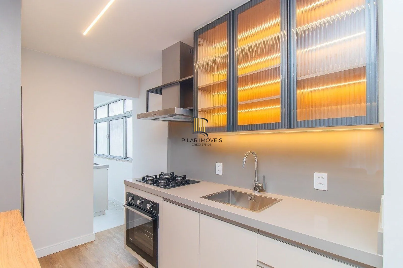 Apartamento à venda em Porto Alegre – pronto para morar, totalmente reformado.