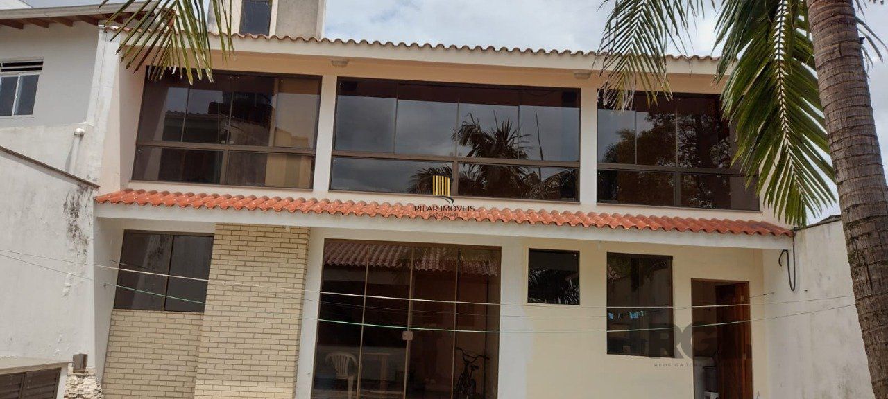 Casa 2 Dormitório(s) Bairro Medianeira