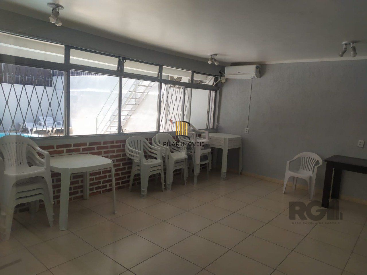 Apartamento à venda com 2 quartos, 63m²