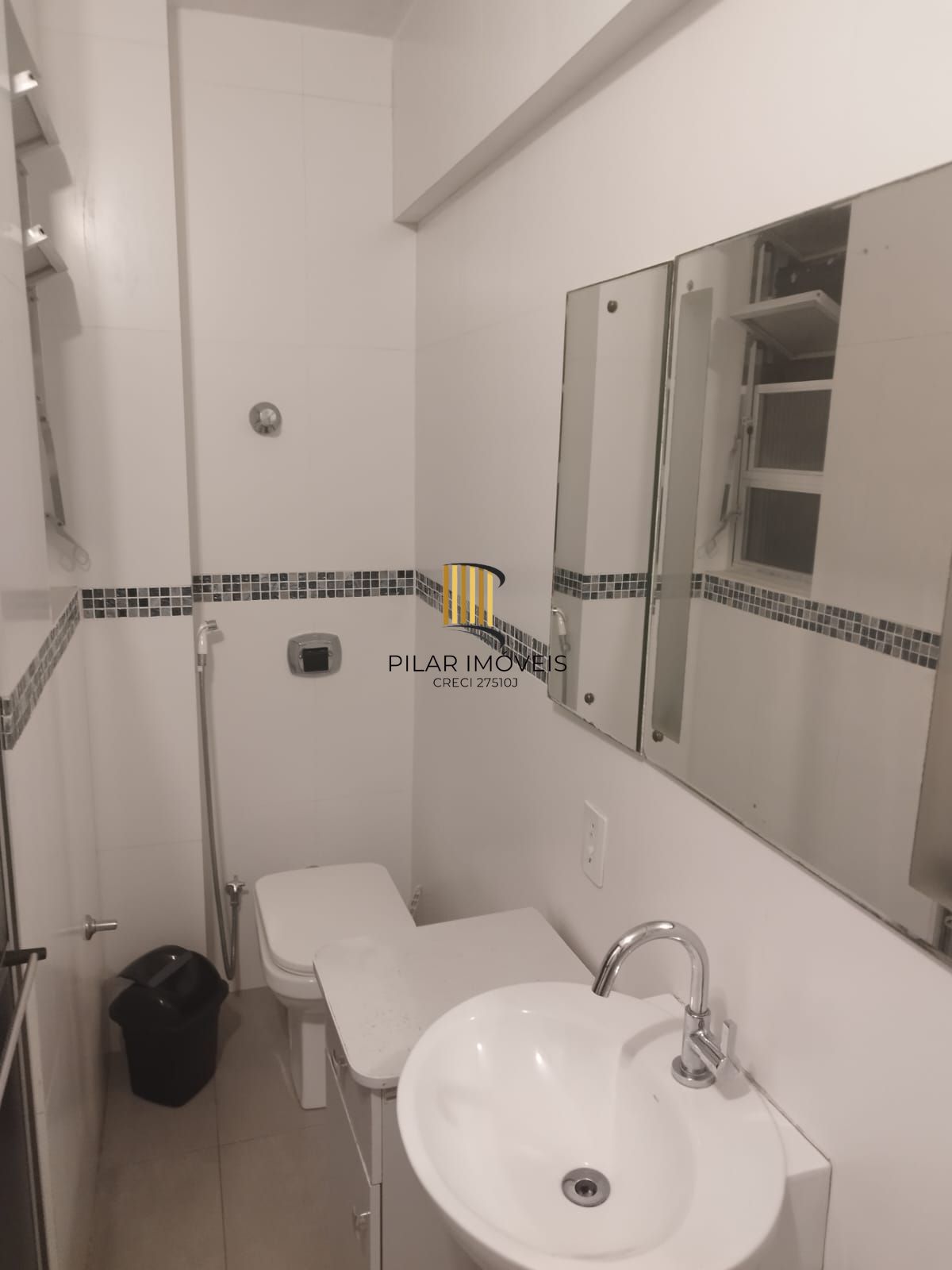 Apartamento de 3 quartos e 1 vaga de garagem no centro de POA