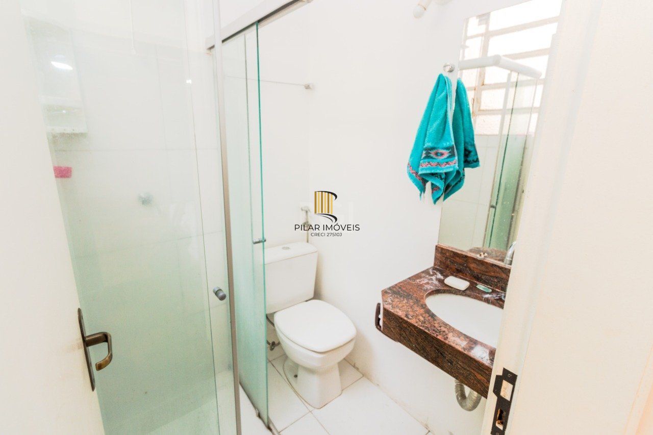 Apartamento para Venda - 61.47m², 2 dormitórios, 1 vaga - Petrópolis