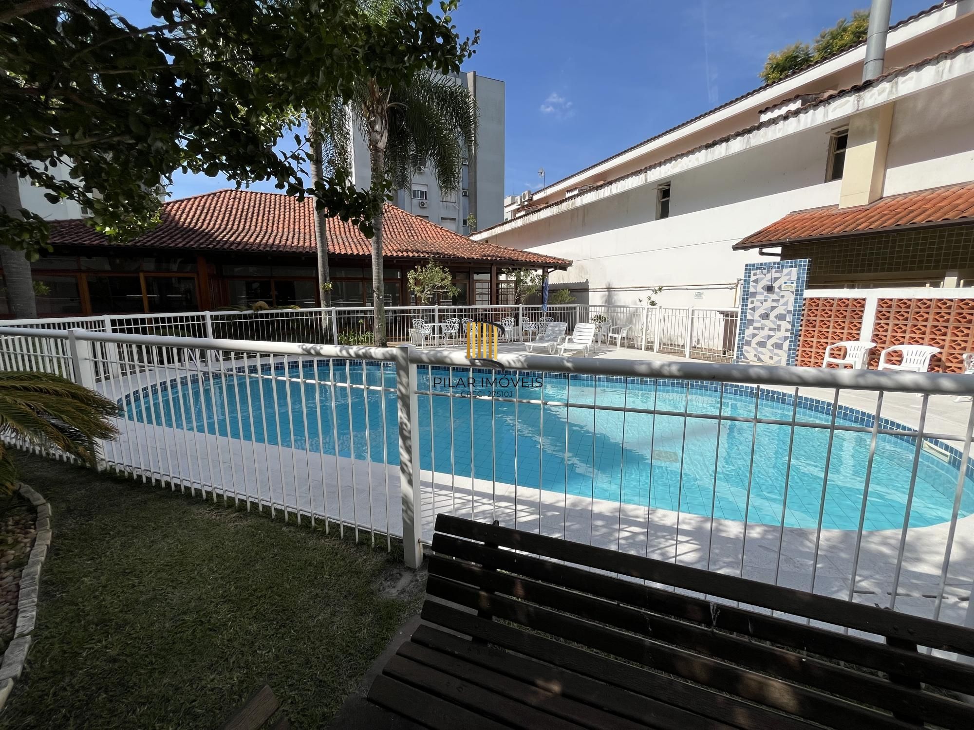 Apartamento de 3 quartos, suíte e 1 vaga de garagem no bairro Cristo Redentor