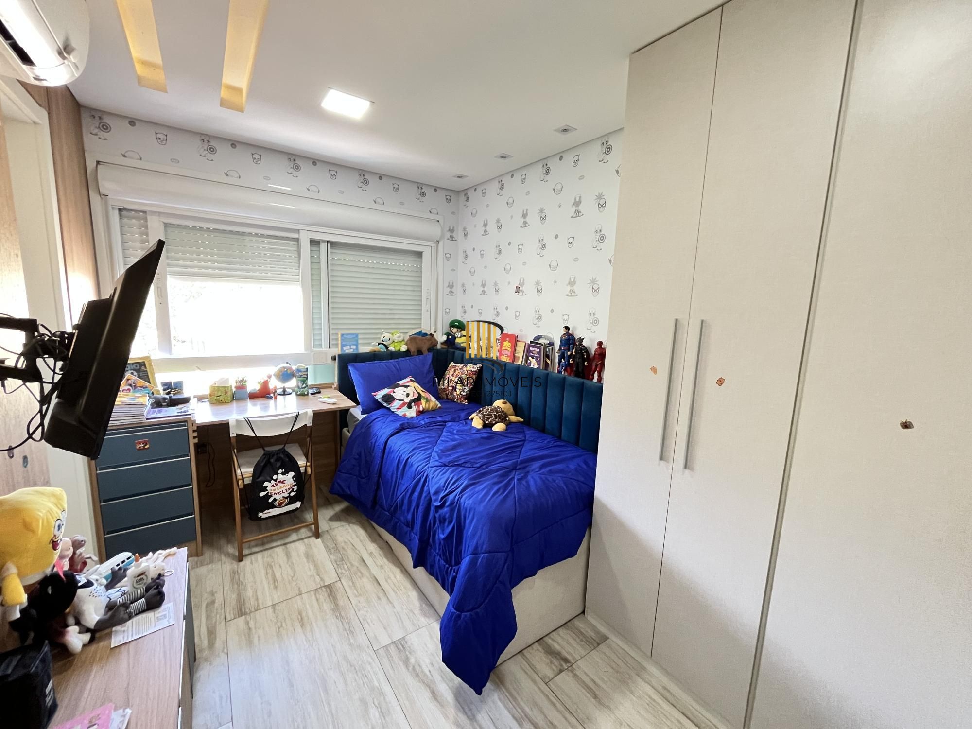 Apartamento de 3 quartos, 2 suítes e 2 vagas de garagem no Menino Deus em POA/RS