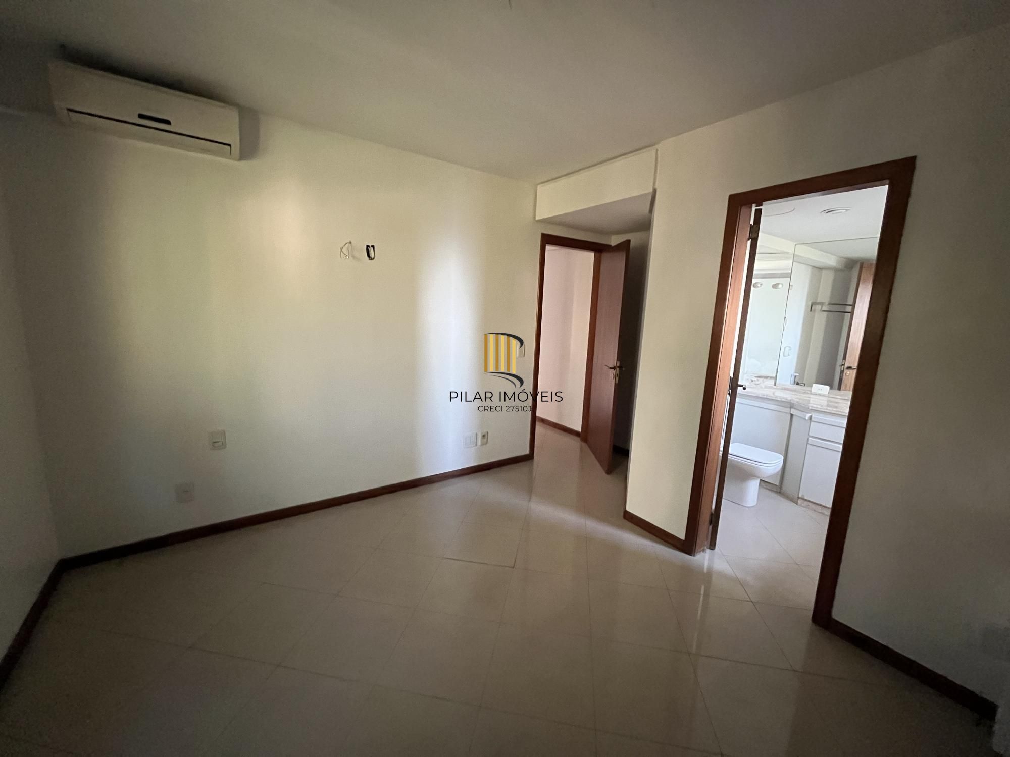 Apartamento de 3 quartos, suíte e 2 vagas de garagem no bairro Auxiliadora