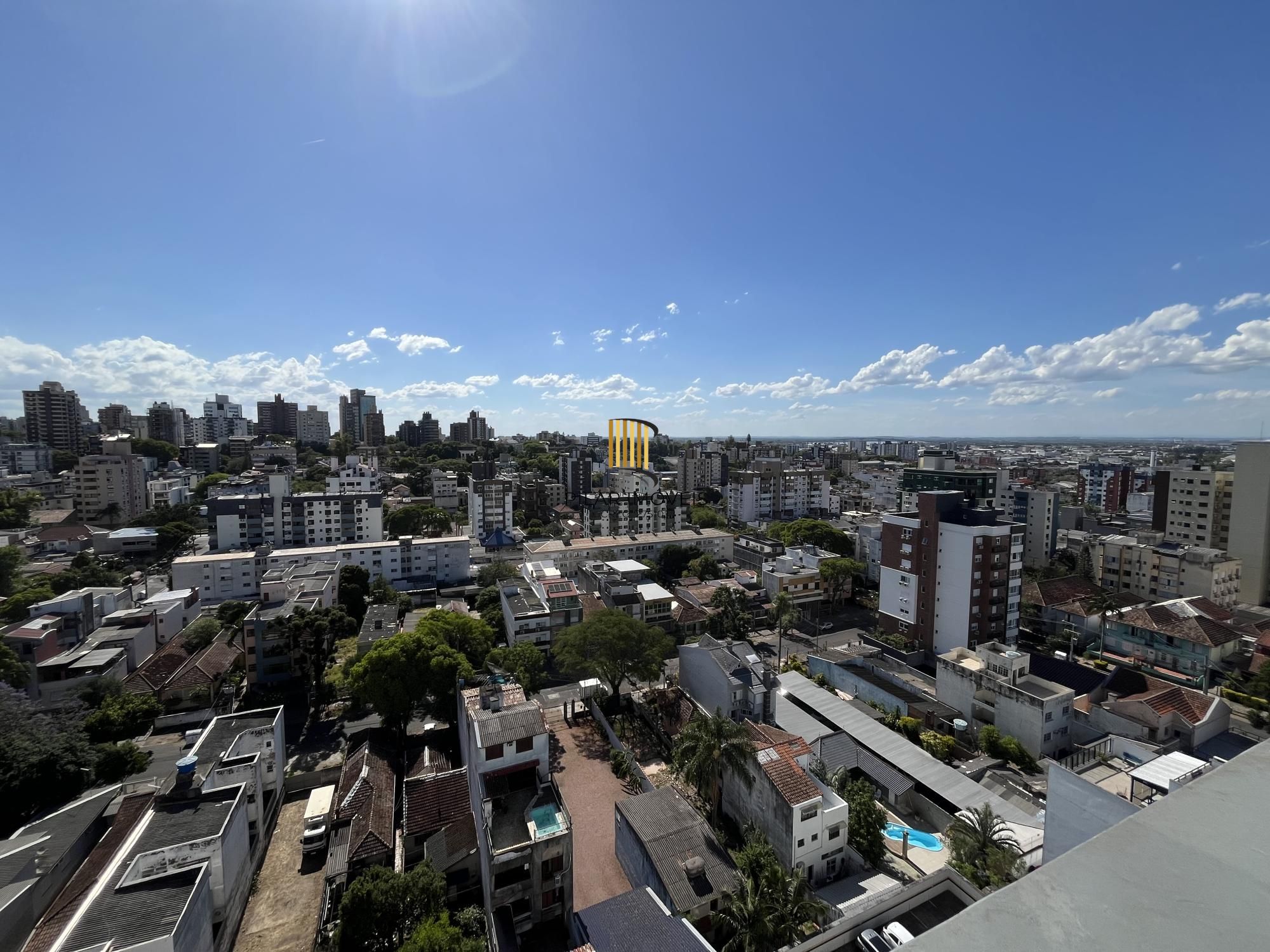 Apartamento de 2 dormitórios, suíte e 1 vaga de garagem no bairro Passo da Areia