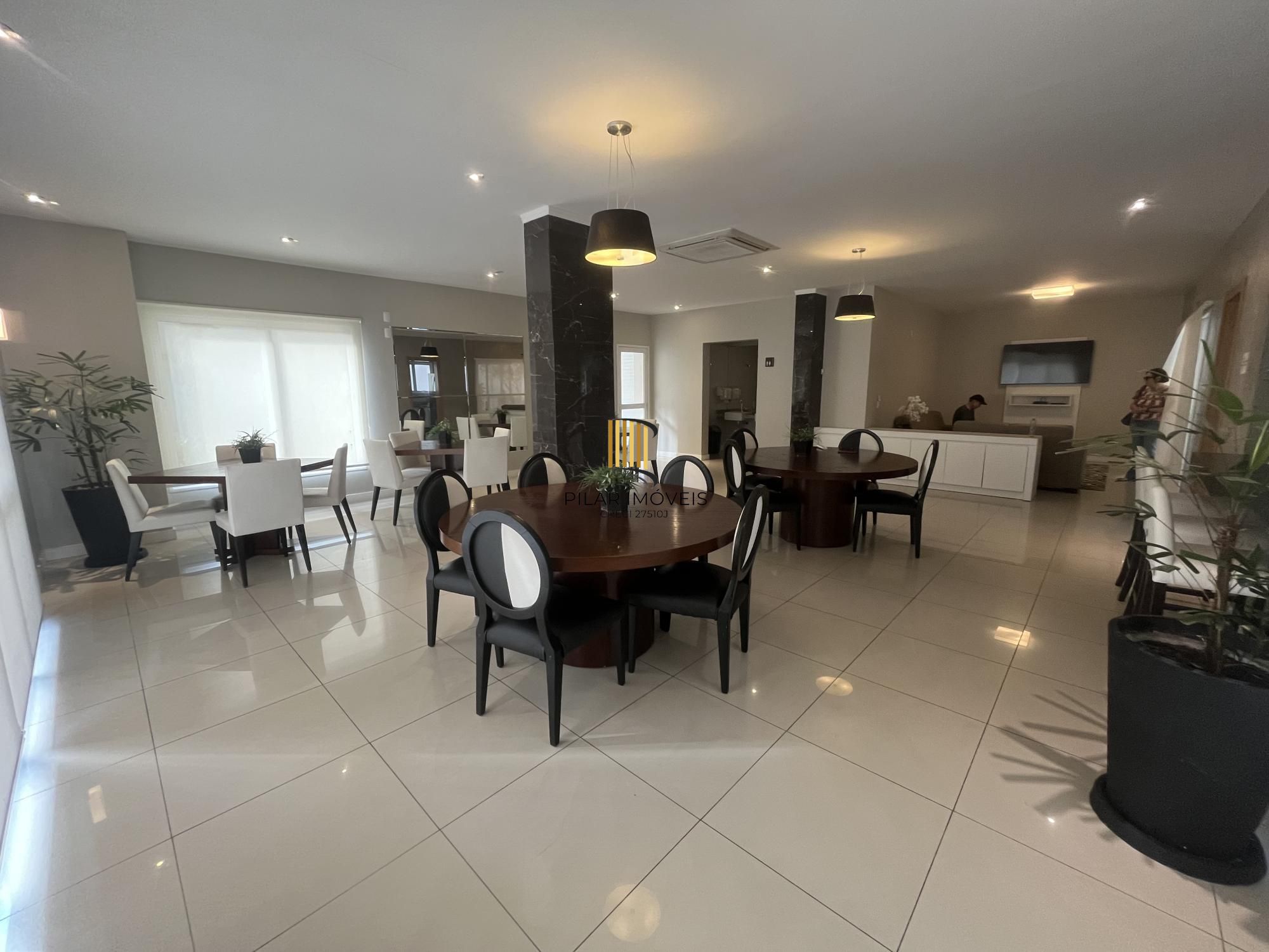 Apartamento de 3 quartos, 1 suite tradicional 2 americanas,  4 vagas de garagem
