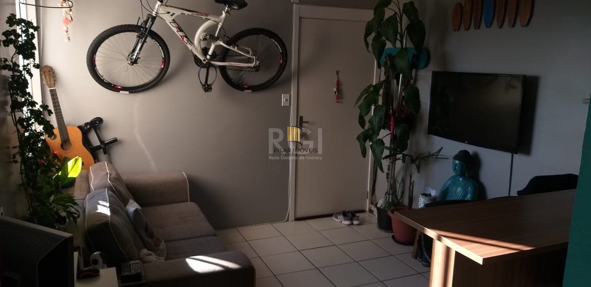 Apartamento para Venda - 42.82m², 2 dormitórios, 1 vaga - Glória