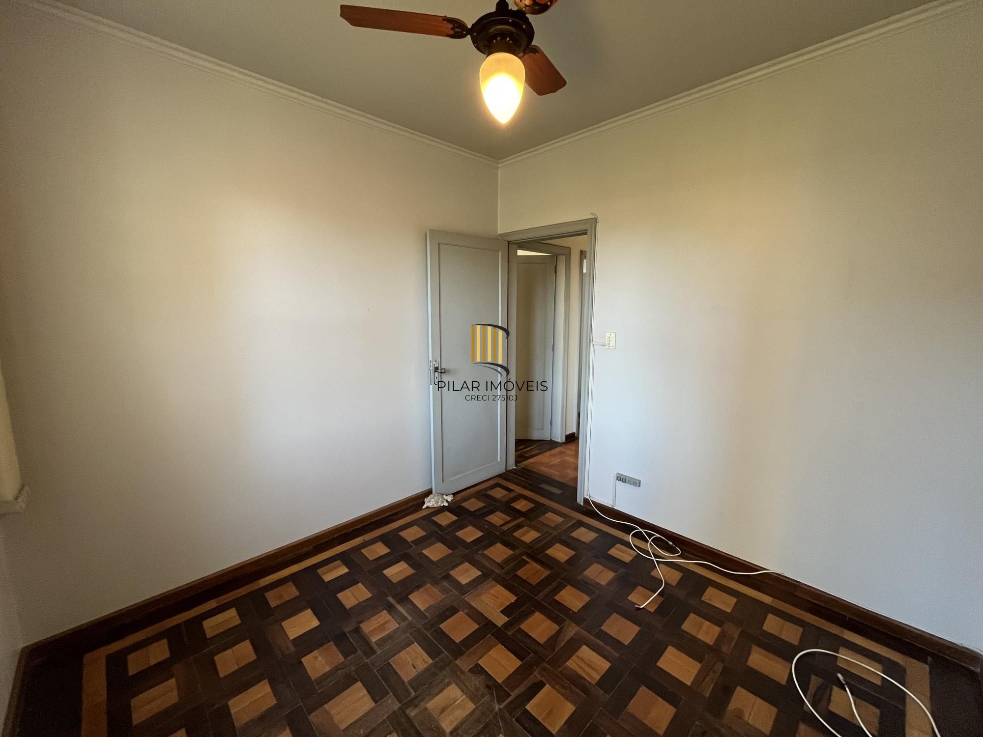 Bernaud - Apartamento de 4 quartos no bairro Menino Deus em Porto Alegre
