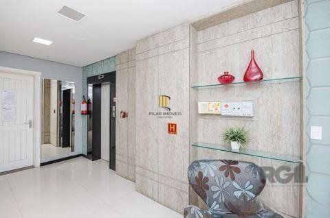 Apartamento, no bairro Chácara das pedras. Churrasqueira, 1 vaga, 3 quartos