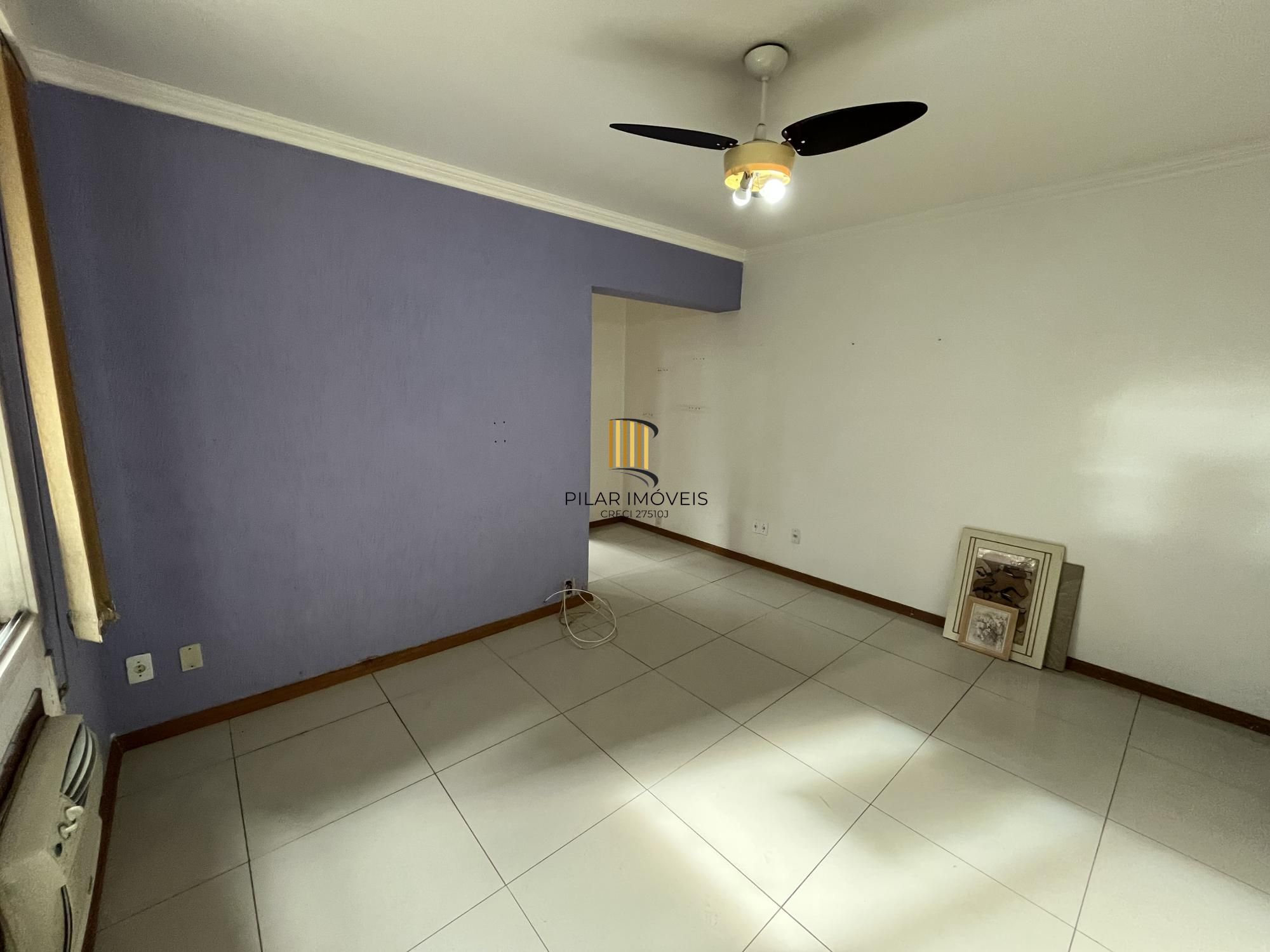 Apartamento de um quarto e uma vaga de garagem no Centro de Porto Alegre
