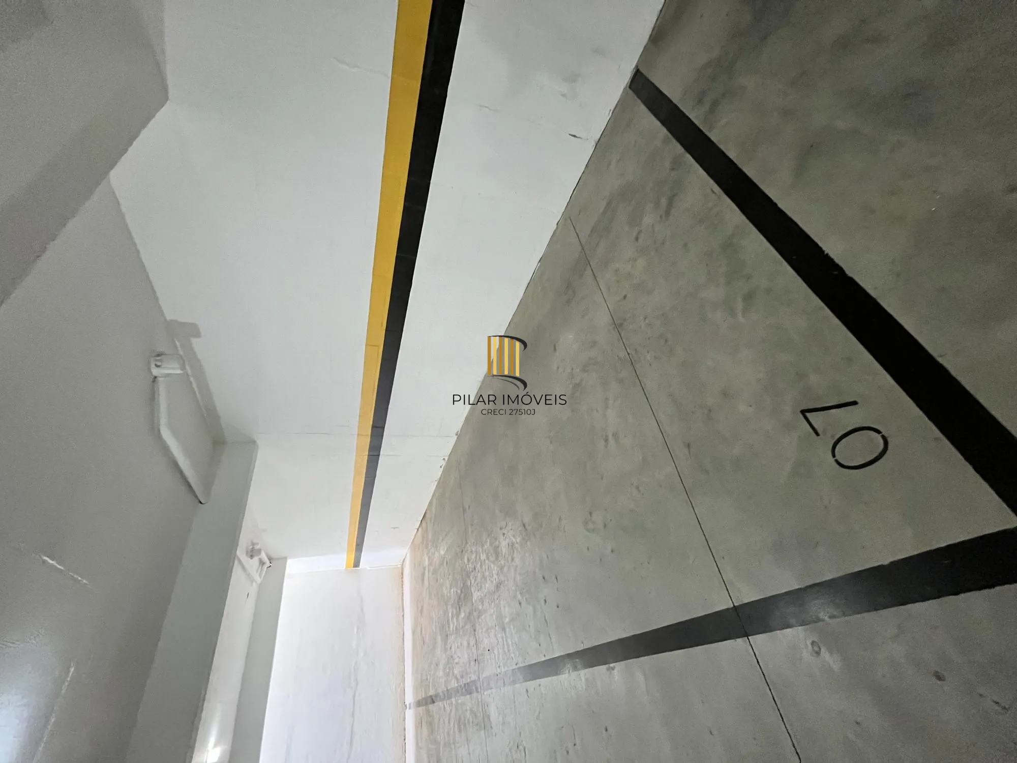 Apartamento com 3 suítes no bairro São João em Porto Alegre