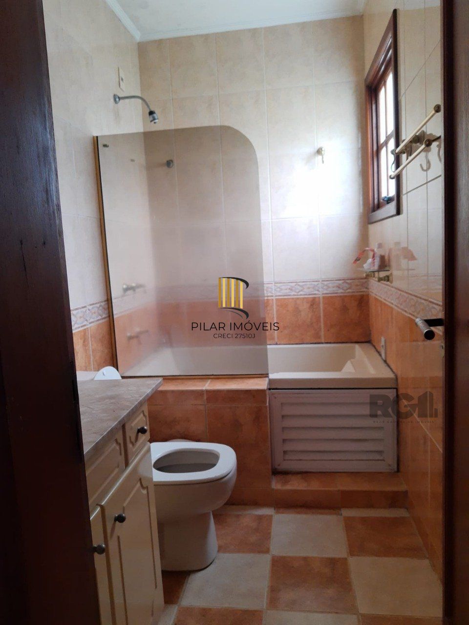 Sítio 4 dormitórios no bairro Fiuza
