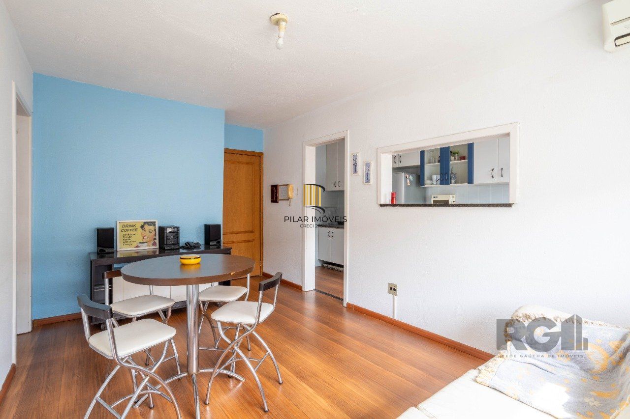 Apartamento 2 dormitórios vaga garagem escriturada mobiliado bairro Petrópolis
