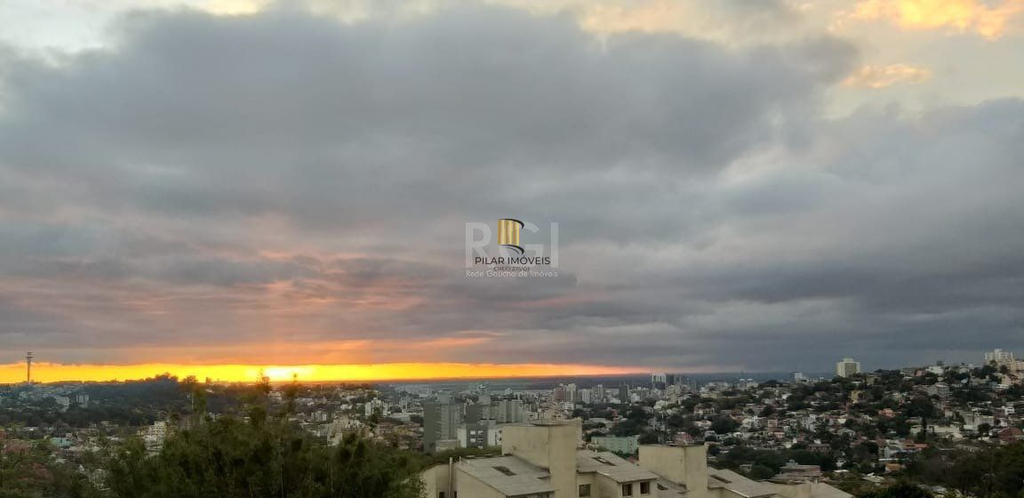 Apartamento para Venda - 42.82m², 2 dormitórios, 1 vaga - Glória