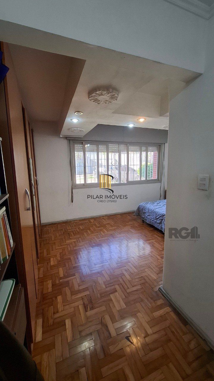 Apartamento 2 dormitórios no bairro Vila Ipiranga
