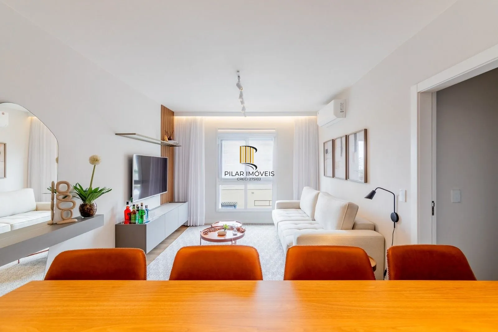 Apartamento à venda em Porto Alegre – pronto para morar, totalmente reformado.
