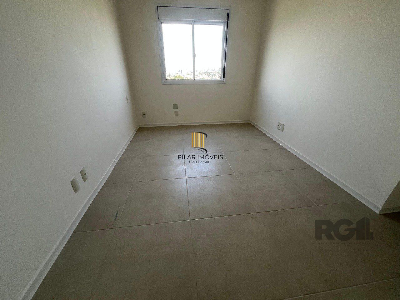 Apartamento para Venda - 54m², 2 dormitórios, sendo 1 suites, 1 vaga - Bom Jesus