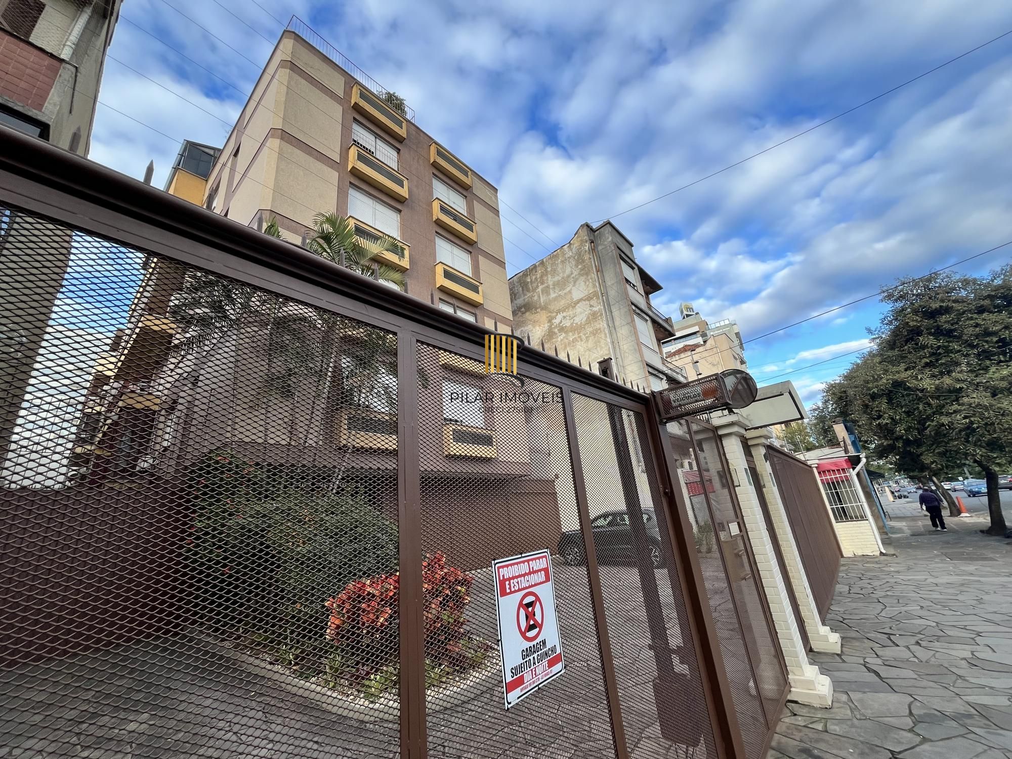 Apartamento de 1 quarto, 2 sacadas e 1 vaga de garagem no bairro Farroupilha POA - Pilar Imóveis
