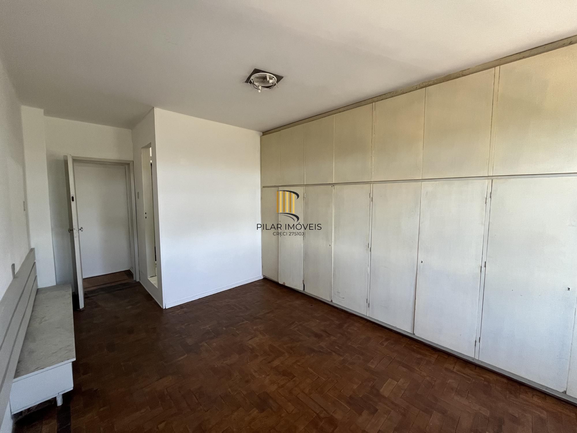 Apartamento 3 dormitórios em frente à Redenção