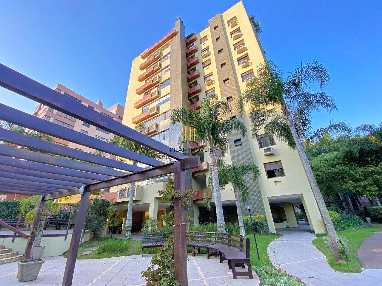 Apartamento para Venda - 100.49m², 3 dormitórios, sendo 1 suites, 2 vagas - Tristeza
