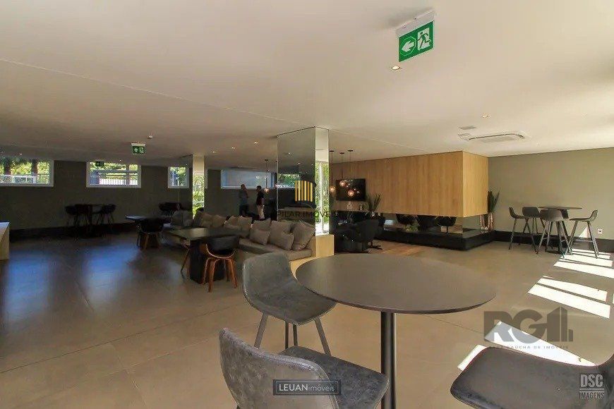 Apartamento 2 dormitórios no bairro São Sebastião