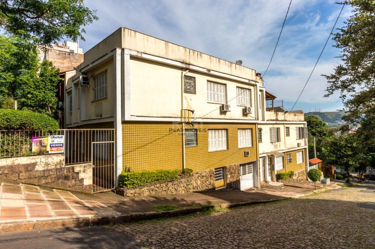 Apartamento para Venda - 61.47m², 2 dormitórios, 1 vaga - Petrópolis - Pilar Imóveis