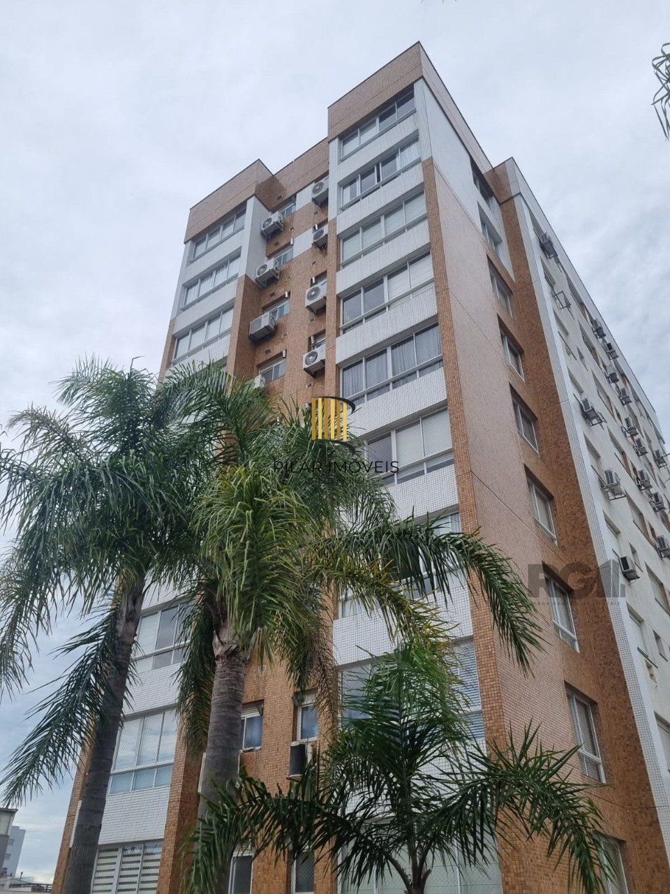Apartamento semimobiliado e decorado no bairro Auxiliadora, com 91 m² - Pilar Imóveis