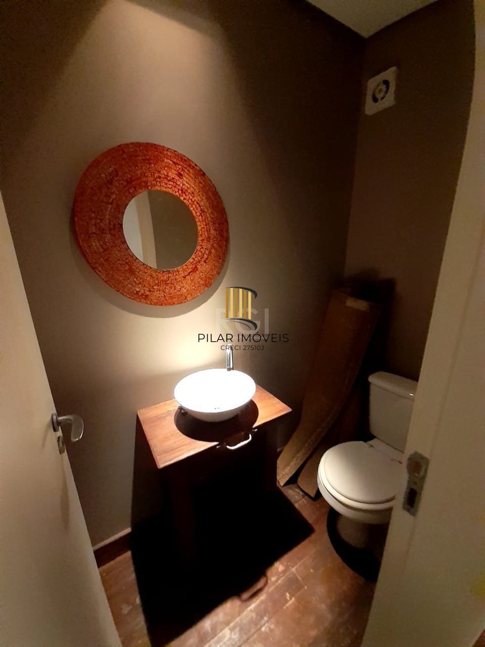 Apartamento para Venda - 230m², 4 dormitórios, sendo 1 suites, 2 vagas - Petrópolis