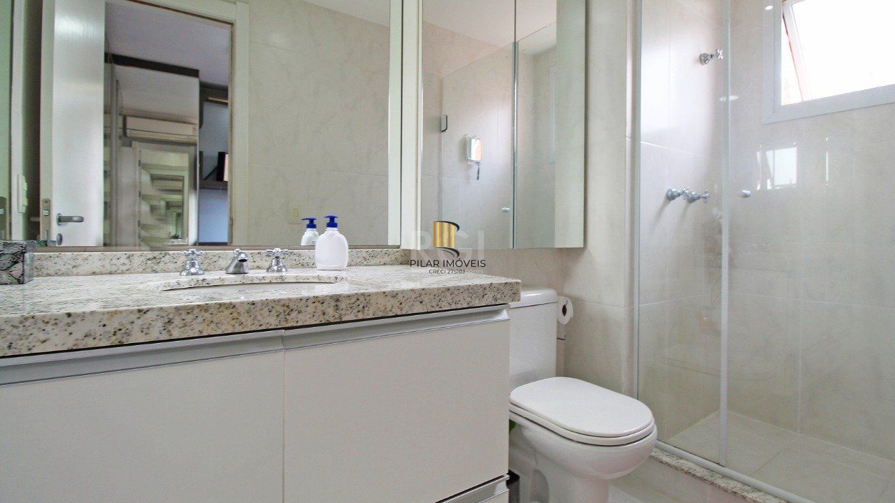 Apartamento com três (3) dormitórios, três (3) suítes sendo uma (1) suíte master e quatro (4) vagas de garagem com dois (2) depósitos próximo ao shopping  Iguatemi, no Condomínio Cipriani Nuova Archit