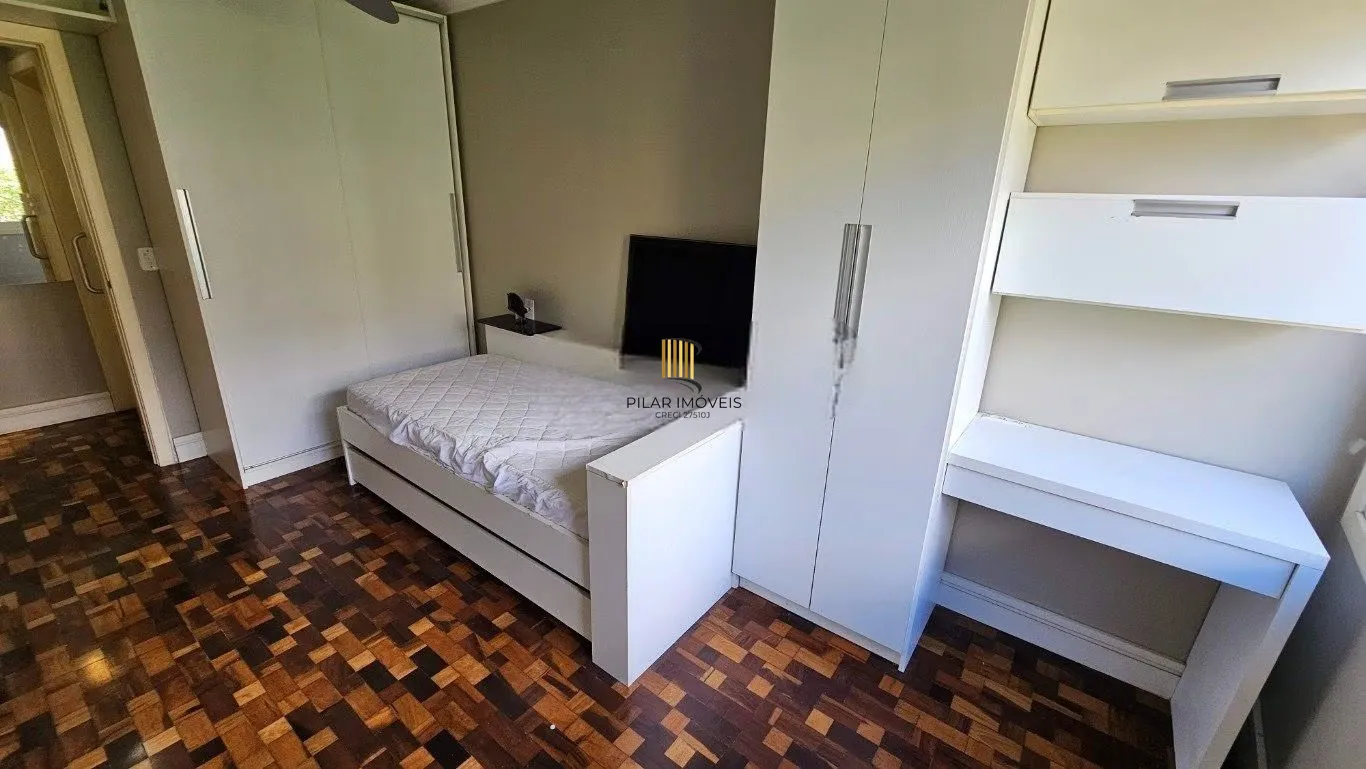 Apartamento à venda no Centro Histórico de Porto Alegre com 1 dormitório e 51m²