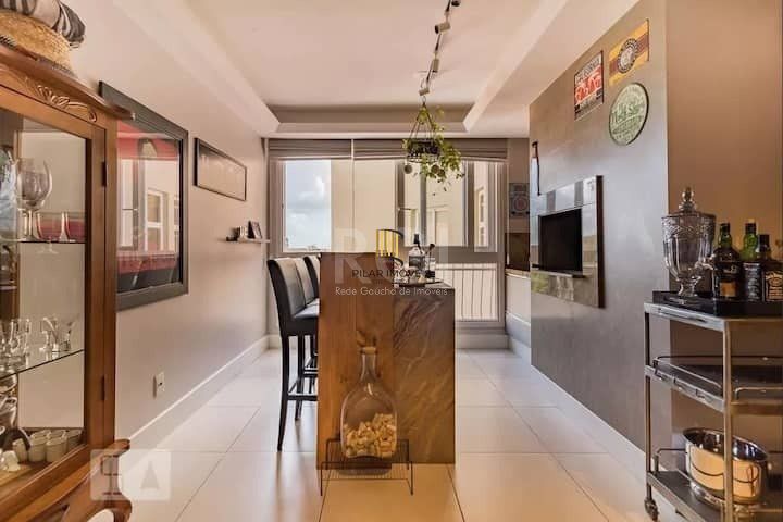 Apartamento para Venda - 105m², 2 dormitórios, sendo 1 suites, 2 vagas - Menino Deus