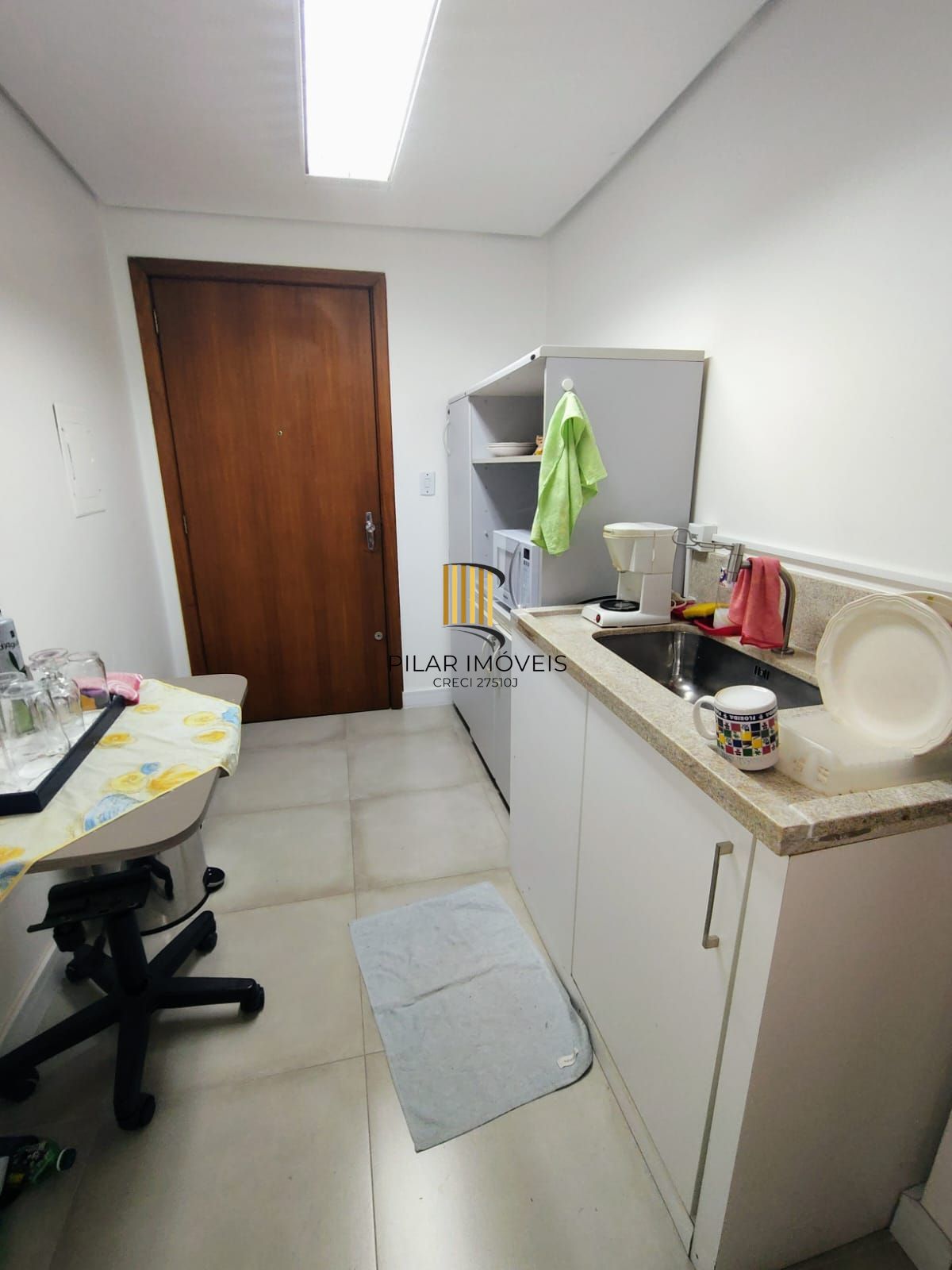 Sala ampla pois é ligada a outra ao lado do Colégio Santa Inês perto do Zaffari.