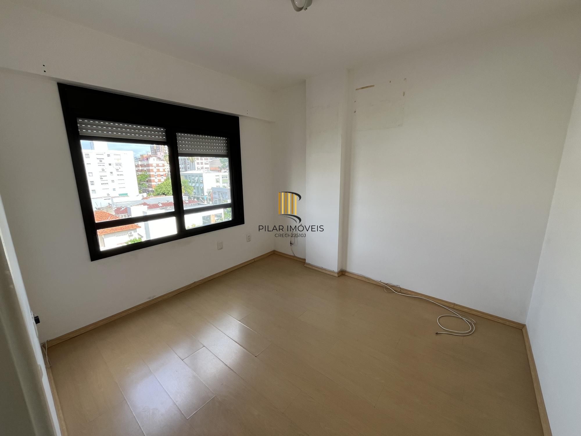 Apartamento de 2 quartos e 1 vaga de garagem no bairro Menino Deus Porto Alegre