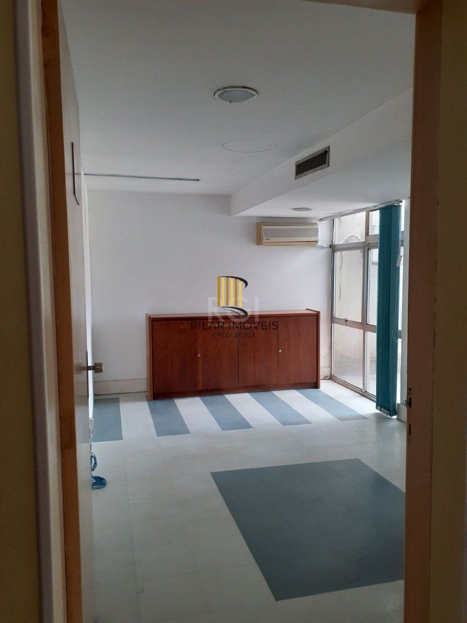 Conjunto/Sala para Venda - 96m², 0 dormitórios, Bom Fim