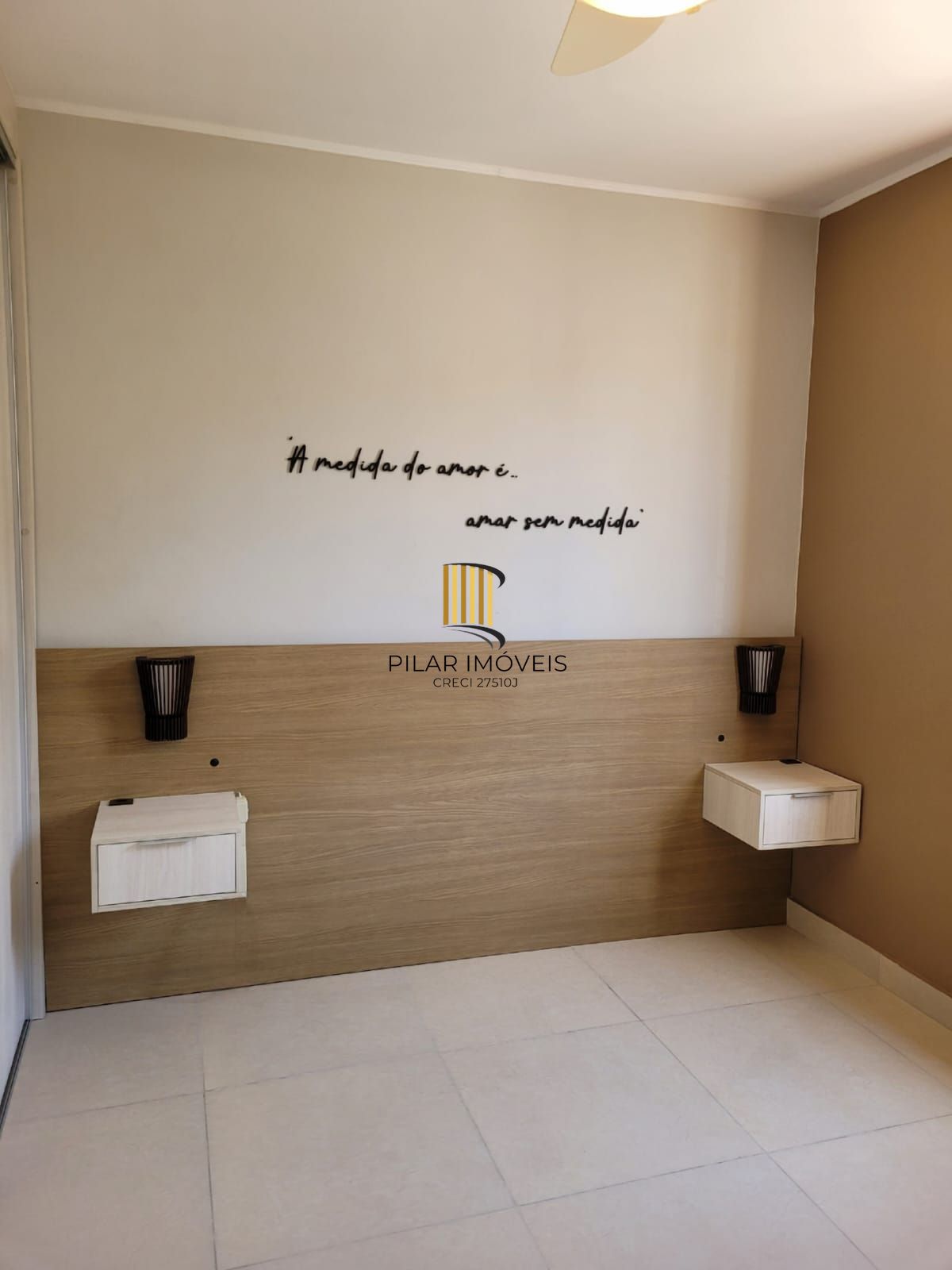 Ótimo apto 1 dormitório super claro semimobiliado